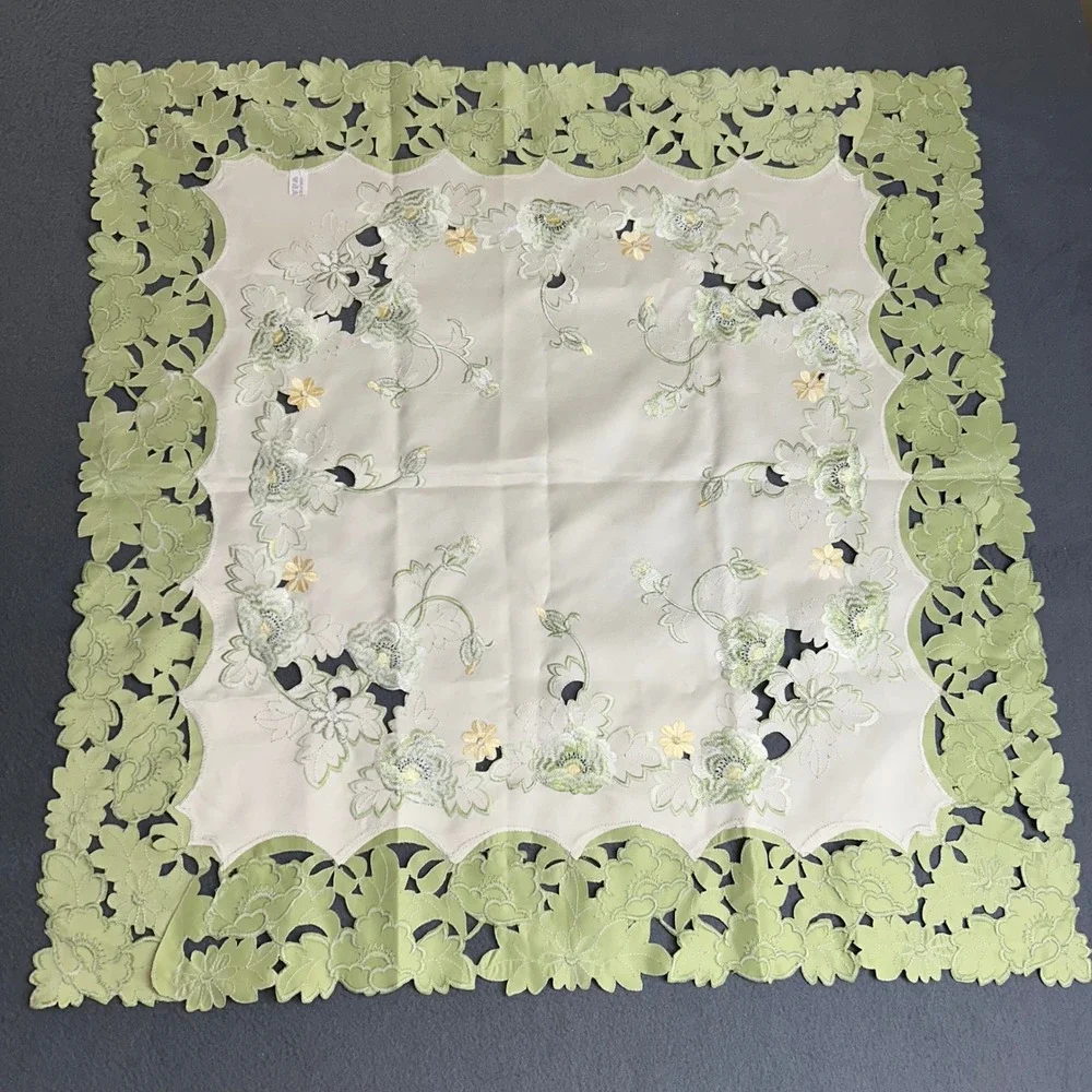 Unbranded Tablecloth Unisex 34in Green Floral Embroidered Cut-Out Lace Square